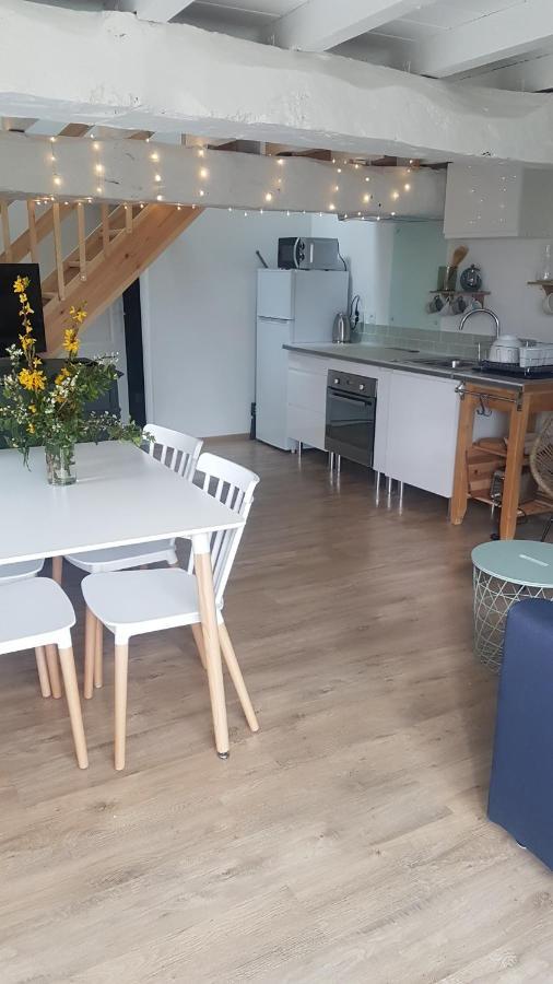 Charmant Logement A La Campagne Gazaupouy المظهر الخارجي الصورة